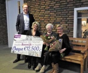 Boswijk overhandiging cheque