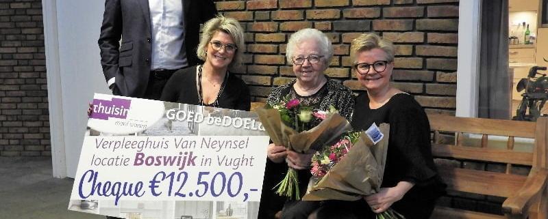 Boswijk overhandiging cheque