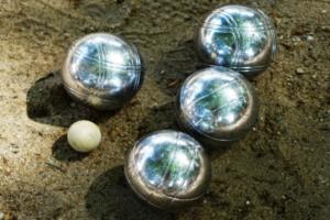 Jeu-de-boules in de voortuin